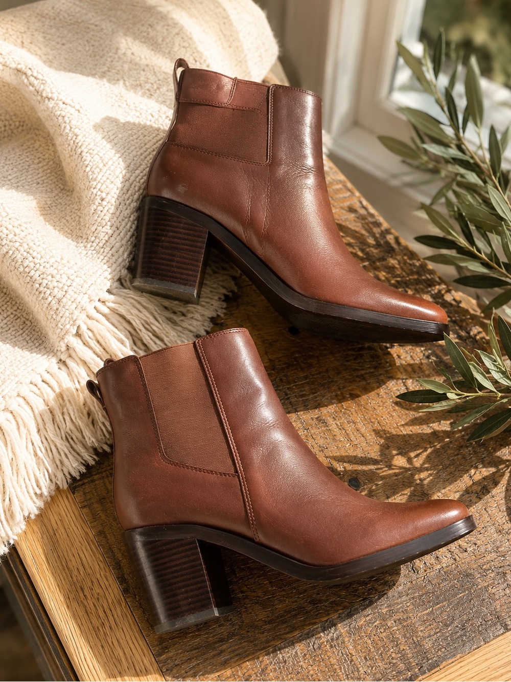 Madewell Newbury Chelsea Boots Apple Butter Leather 9.5 Like New
